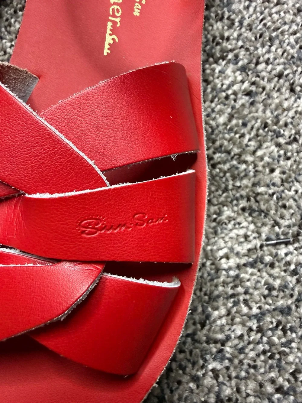 Sun San vibrant red